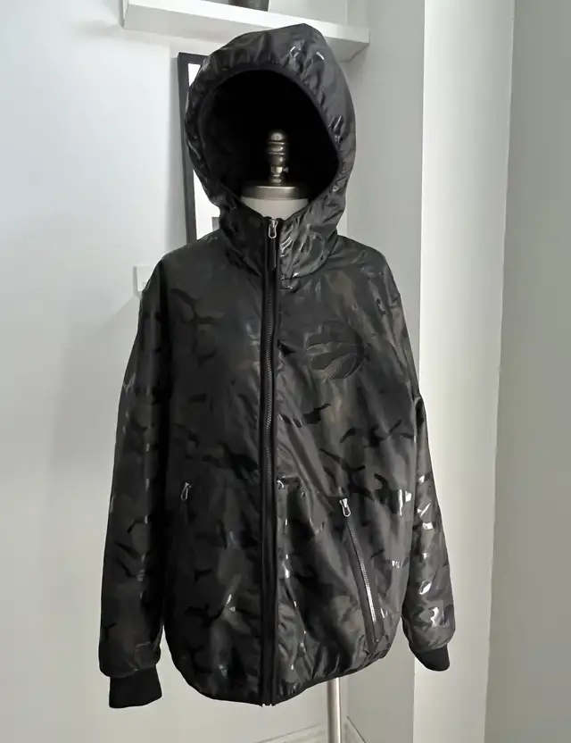 NEW Raptors jacket Men’s Large in Men's in Markham / York Region - Image 2