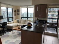 1 Bedroom + Flex in Yaletown Park II (Parking & Storage) - $2750