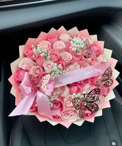 Mother’s Day fresh 50 roses flower  bouquet , View more