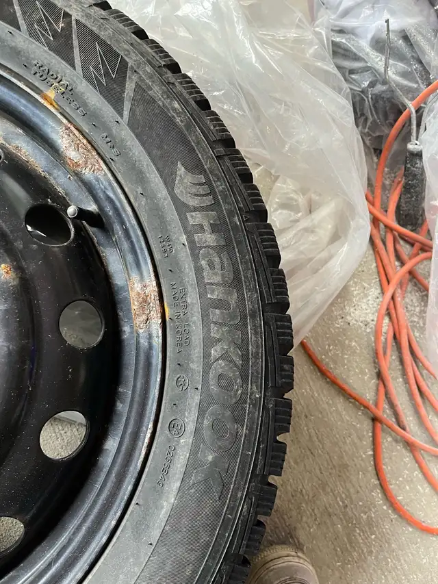 Hankook Winter Tires with rim 225/55R17 in Tires & Rims in Kitchener / Waterloo - Image 4