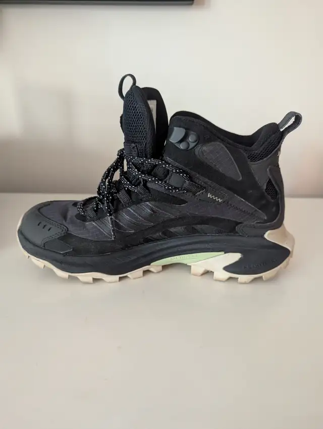 Merrell Women's Moab Speed 2 Mid GORE-TEX Hiking Boots, size 7.5 in Other in Markham / York Region - Image 3