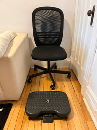 Chaise de bureau et appuie pieds : 50$