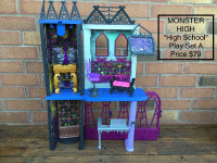 Halloween Monster High Dollhouse  on SALE!