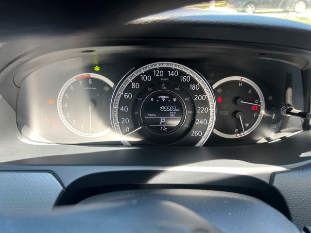 Honda accord in Cars & Trucks in Mississauga / Peel Region - Image 4