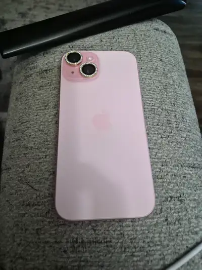 28 ads for pink iphone15 128 gb in All Categories in Canada