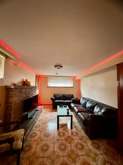 Room for rent in a 3 bedroom basement