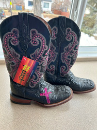 Size 6.5 Women’s Cowboy/Western Boots