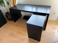 MALM office desk for sale like new