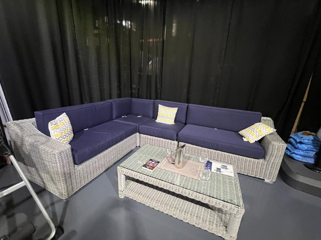 Wicker Patio sectional sofa set 10ft * 8ft in Patio & Garden Furniture in Mississauga / Peel Region - Image 3