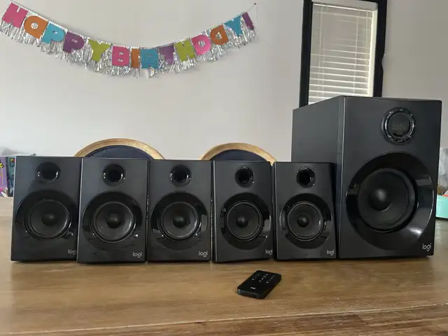 Logitech speakers 64520006611457120