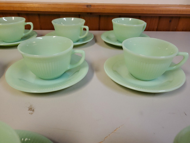 Fire King Jadeite Alice Vintage Design 16 pc set cups and sauser in Kitchen & Dining Wares in St. Catharines - Image 4