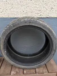 205 40 R17 tire (single)