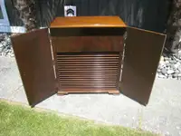 Looking for old Hammond Organ Tone speaker cabinets D20 DR20 etc