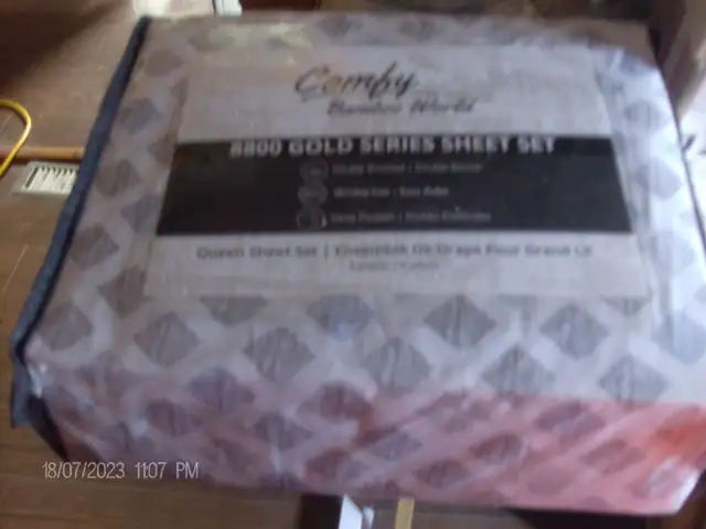 queen size sheets assorted colors, 4 sets 100%new. diff prices. in Bedding in City of Toronto - Image 7