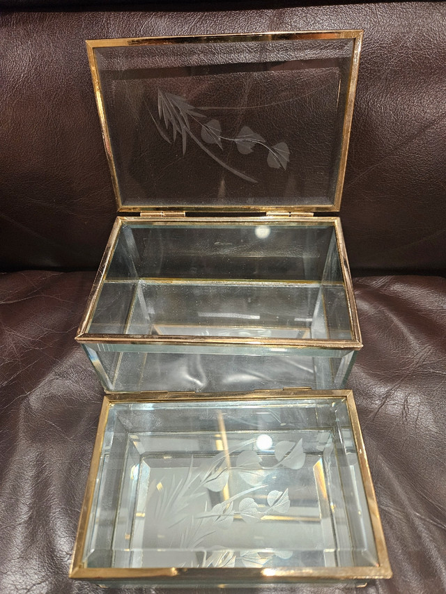 Glass and Mirrored Jewelry Boxes in Jewellery & Watches in Calgary - Image 2