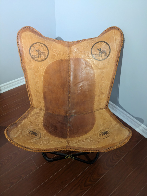 Buffalo Leather Butterfly Chairs in Chairs & Recliners in New Glasgow - Image 2