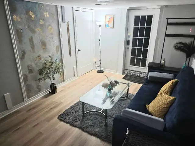 2 Bedroom Furnished walkout basement in Long Term Rentals in Mississauga / Peel Region - Image 9