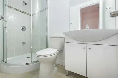 Basement Private Room Private Bathroom for rent