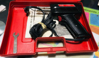 WELLER SOLDERING GUN 1.2 AMPS MODEL 8200 100/140 WATTS