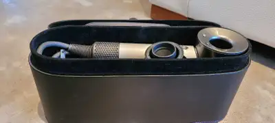 ''Professional edition" Dyson Supersonic hair dryer & accessorie, View more