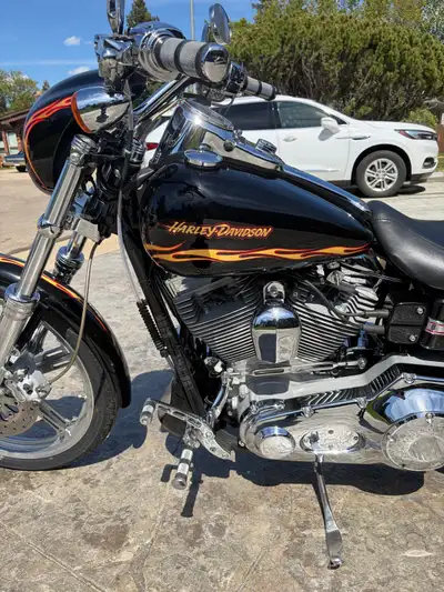 2002 Harley-Davidson Dyna Wide Glide 3 FXDWG3- Screaming Eagle Ostrich leather seats All original Ha...