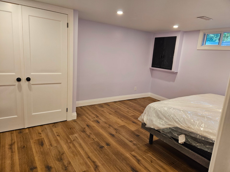 FOR RENT 2 Bedroom basement apartment St.Catharines, ON 5