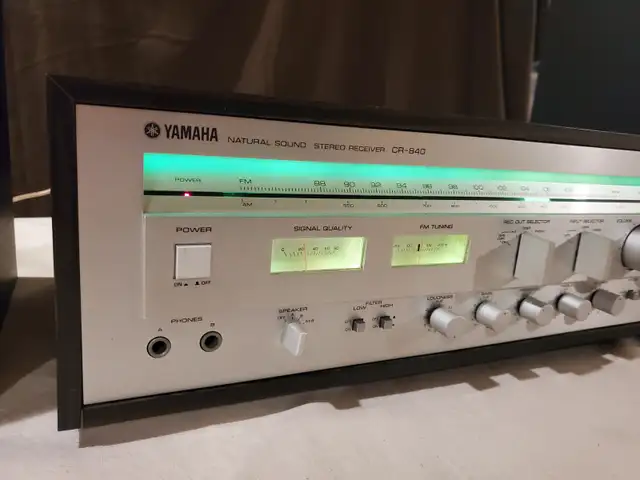 YAMAHA CR-840 NATURAL SOUND STEREO RECEIVER in General Electronics in City of Toronto - Image 4