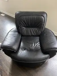 Leather spinning  couch