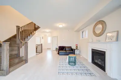 Brand New house, rooms are available for female student/professional only. Price range from $650 - $...