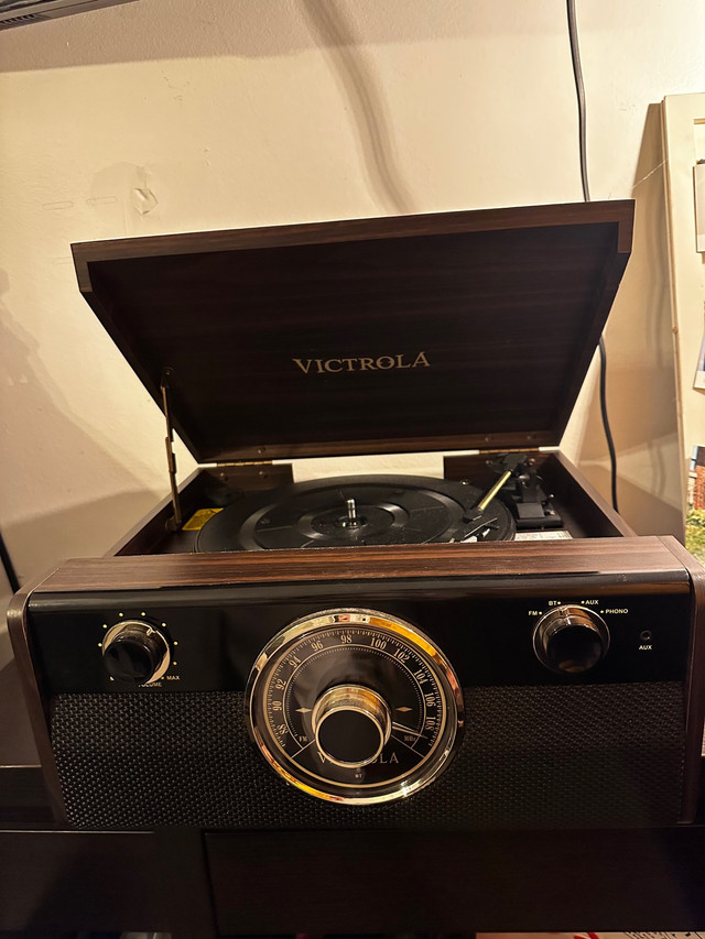 bluetooth speaker rekordbox victrola in Speakers in City of Toronto