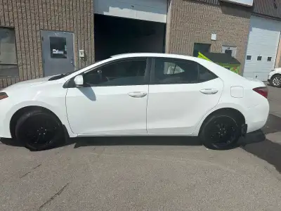 Bonjour, J’aimerais faire l’échange avec ma voiture achetée neuve qui est en très bon état , jamais...