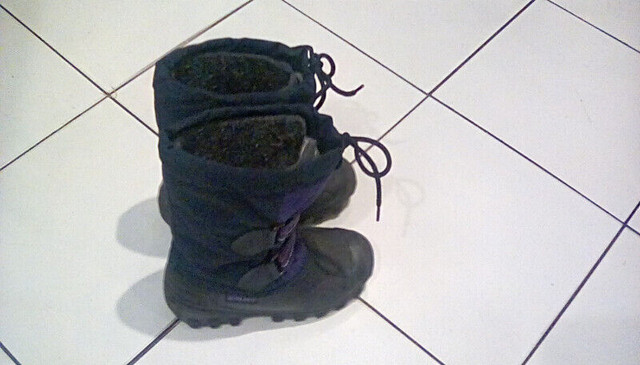 Bottes hiver gr 2 WEATHER SPIRITS winter boots dans Enfants et jeunesse  à Laval/Rive Nord