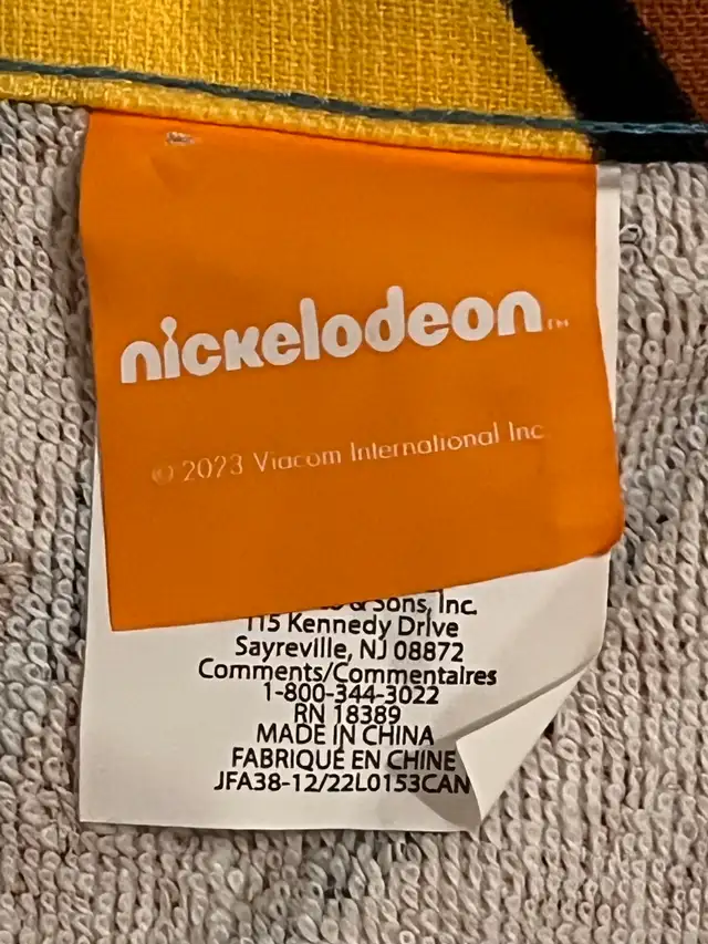 Retro TMNT Teenage Mutant Ninja Turtles Beach Shower Towel in Bathwares in Ottawa - Image 11