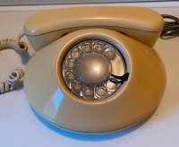 Vintage Northern Telecom Pancake Rotary Dial Phone Cream RARE