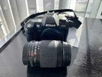 Camera Nikon argentique F80