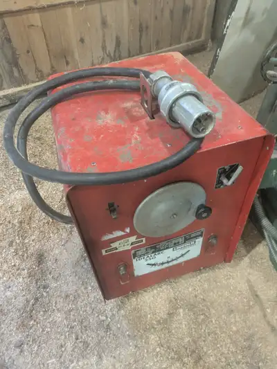Lincoln Electric Idealarc 250 Welder, View more