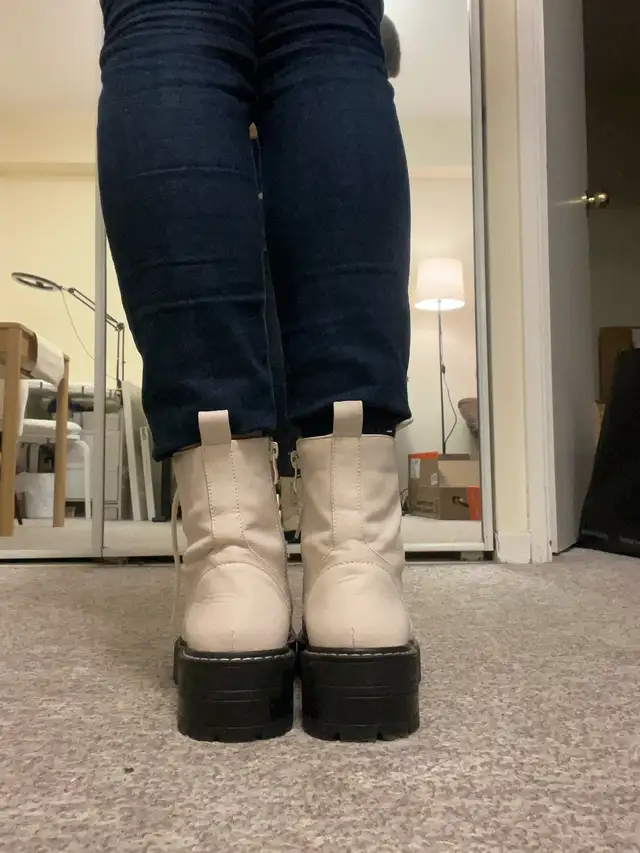 White Combat Boots – Size 40 / 9 – Like New in Women's - Shoes in City of Toronto - Image 5