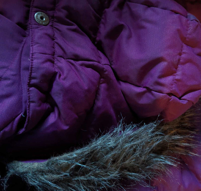 Women's medium Columbia winter jacket in Women's - Tops & Outerwear in Ottawa - Image 3