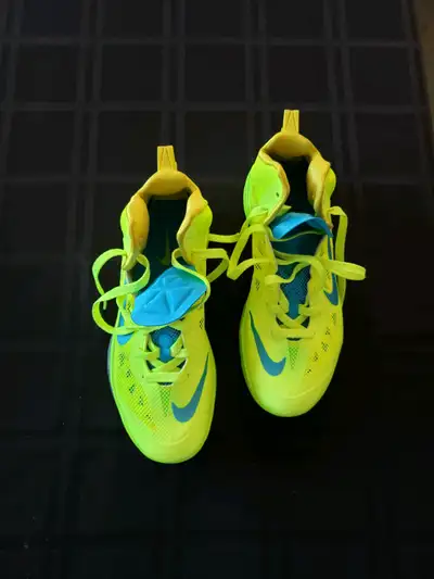 NIKE HYPERQUICKNESS BASKETBALL SHOES , View more