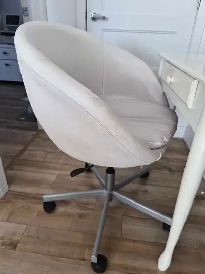 Chaise de bureau, View more