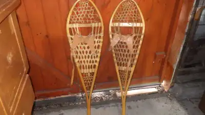 RAQUETTES EN BABICHES - STYLE VINTAGE, View more