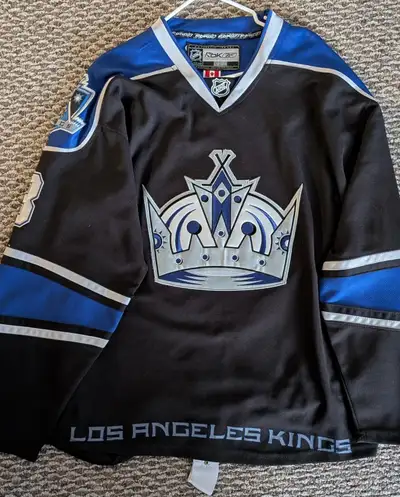 Drew Doughty KINGS Home Jersey Size 52, View more