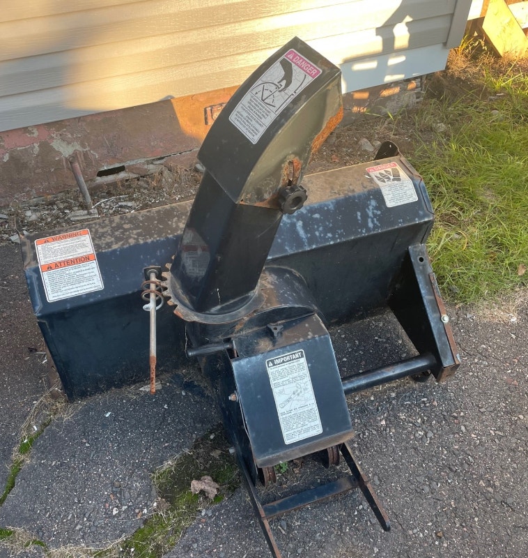 Snow Blower Attachment for lawn tractor Snowblowers Thunder Bay Kijiji