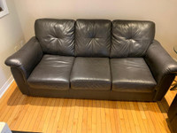 Leather sofa set