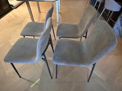 Structube Neyla Dining Chair (Set of 4) Excellent Condition , View more