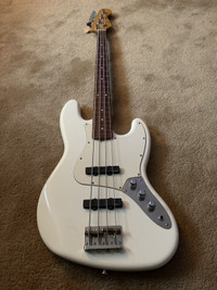 Fender Squier Classic Vibe 60’s Jazz Bass trade only 