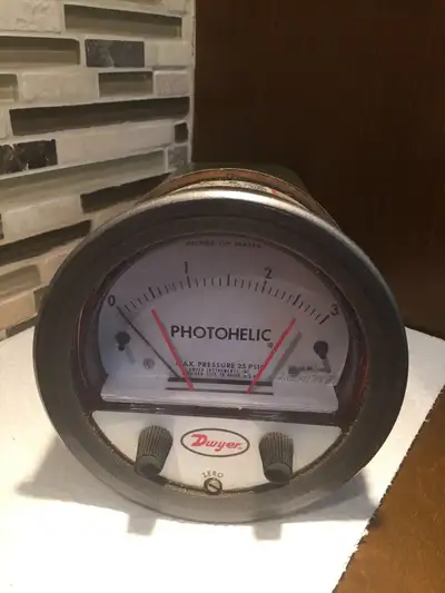 Dwyer A3003 Photohelic Differential Pressure Switch Gauge A3000, View more
