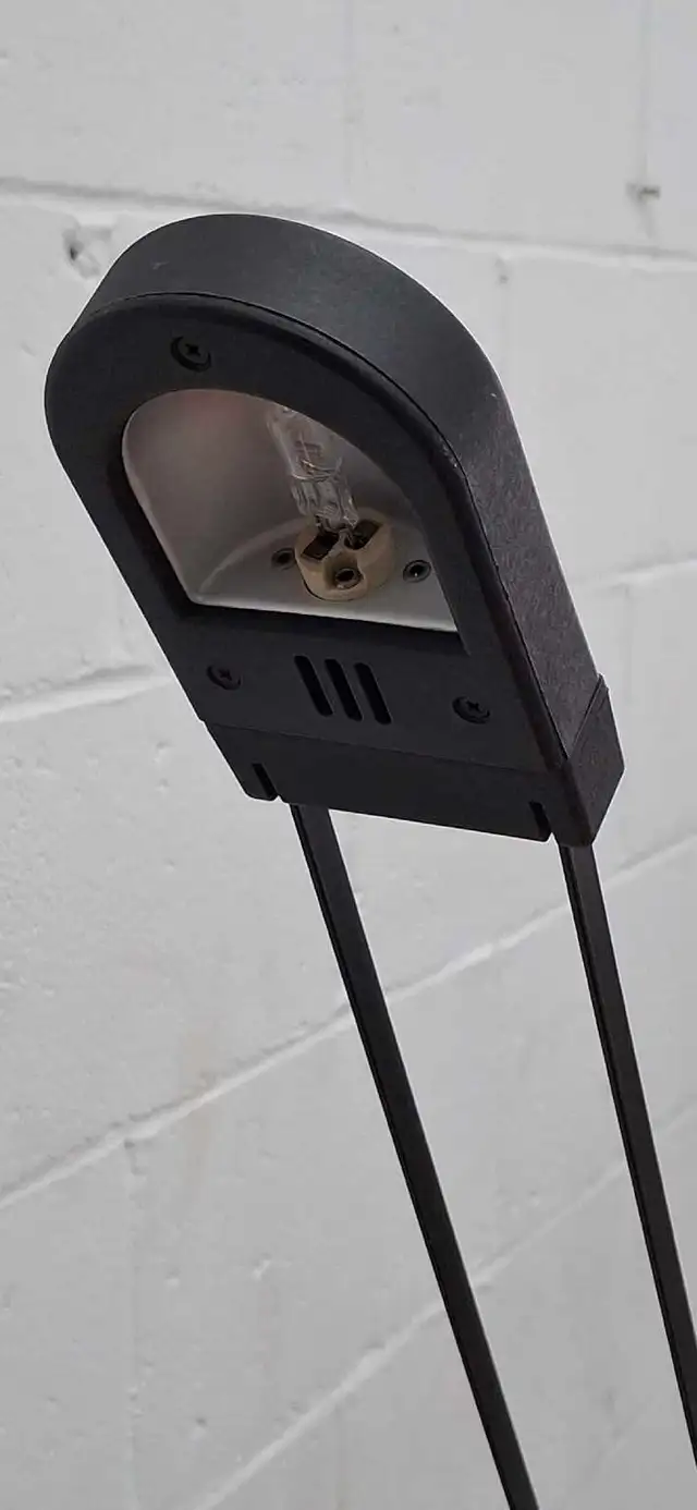 Lampe halogène italienne vintage  in Indoor Lighting & Fans in Laval / North Shore - Image 9