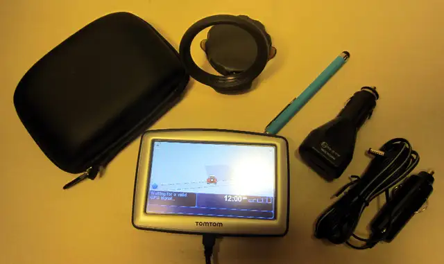 (JJD-136) XL N14644 Canada 310 GPS Navigation System 4" Screen63771549721089121