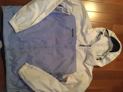 Women’s Columbia fall jacket beautiful colour , View more